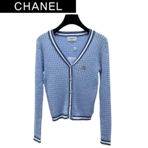 CHANEL-081713 샤넬 블루 메탈 CC 로고 장식 가디건