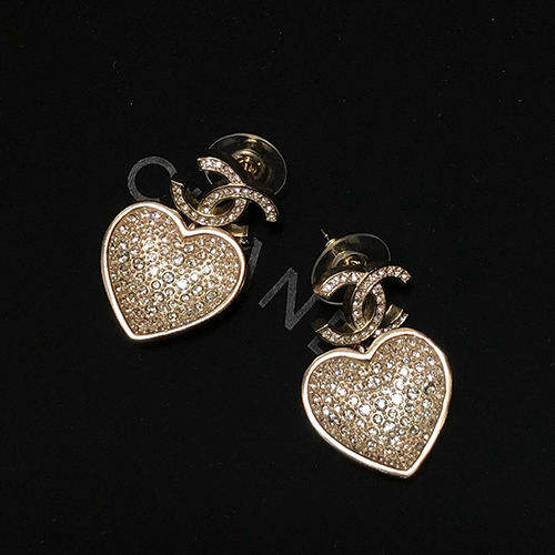 CHANEL-7171 샤넬 블랙 CC 로고 하트 귀걸이